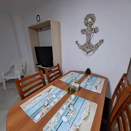 Beach Apartment アパート