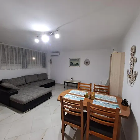 Apartman Beach Apartment Golem