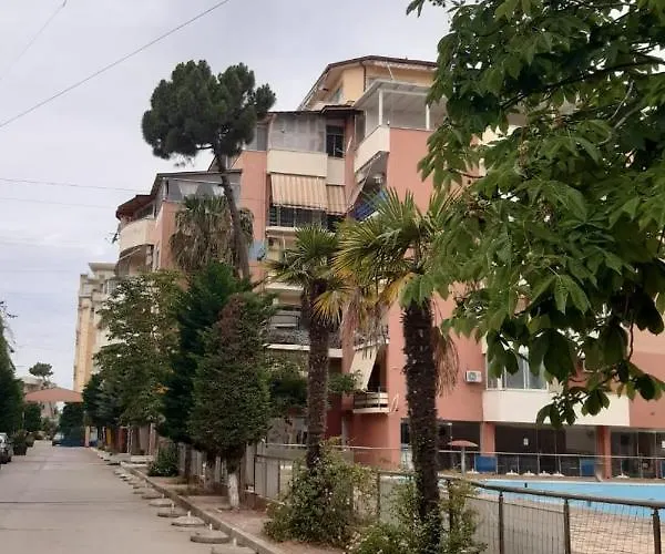 Beach Apartment Apartamento Golem (Tirana)